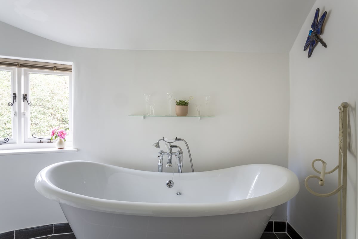 Mythra Cottage, Luxury Holiday Cottage, Stokenham, South Devon, Bathroom