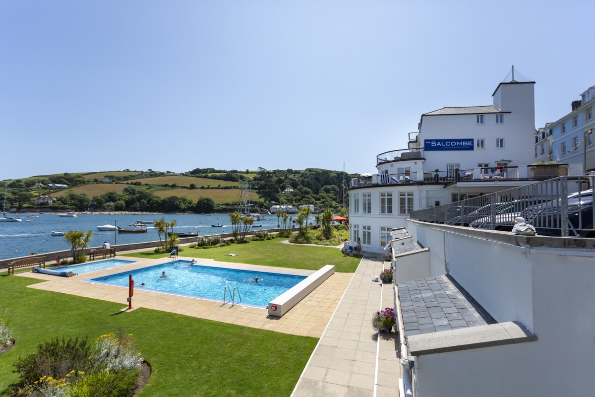 28 The Salcombe, Salcombe, South Devon, Luxury apartment, Outdoor Swimming Pool