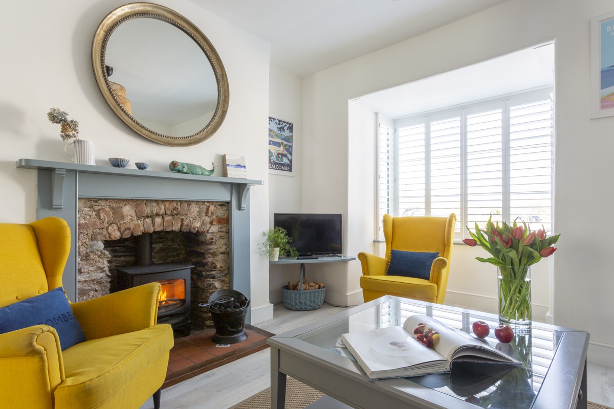 Start Way, Torcross, cottage by the sea, living room